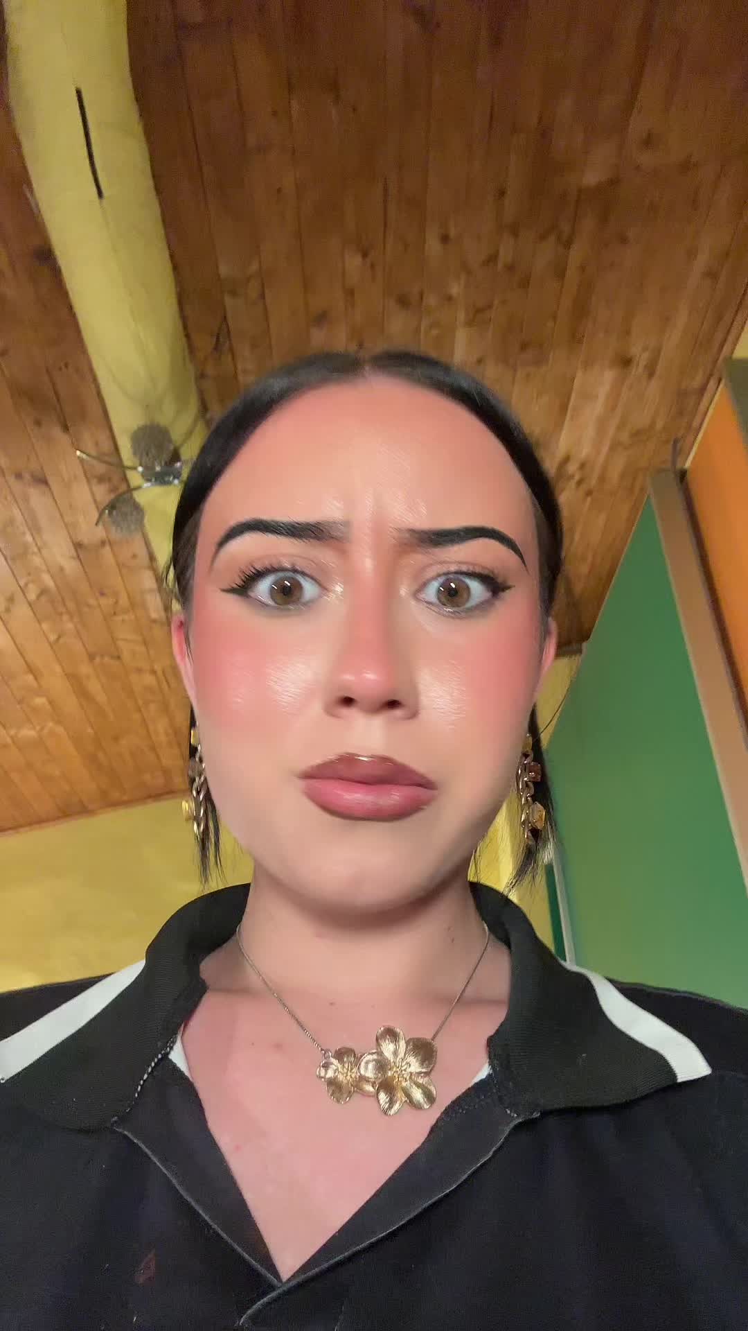 @Ainelyalcontrario