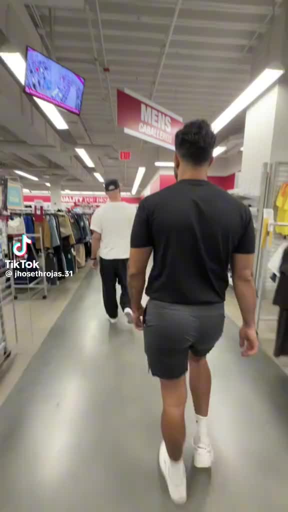 @Bootykon