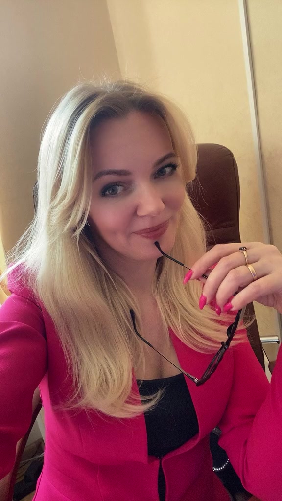 @💃