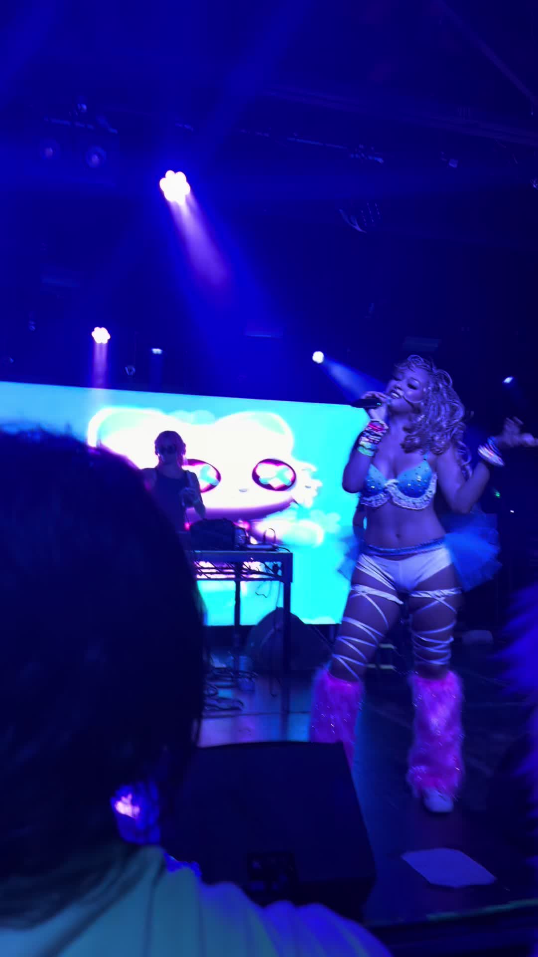 @veondre