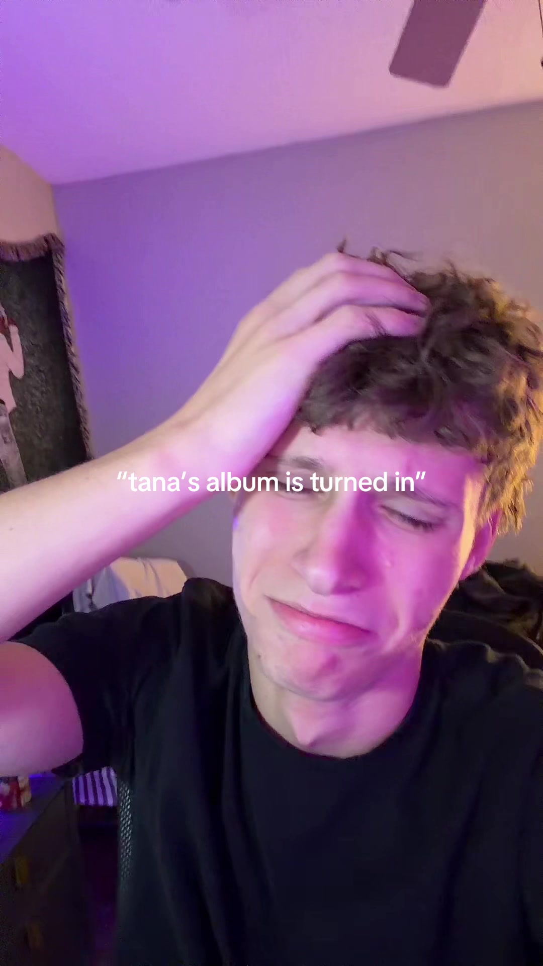 @noah_