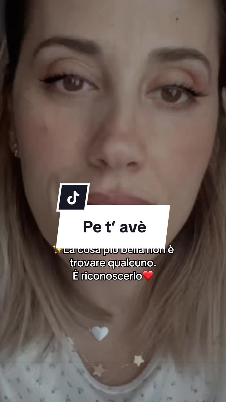@AdeleValentino
