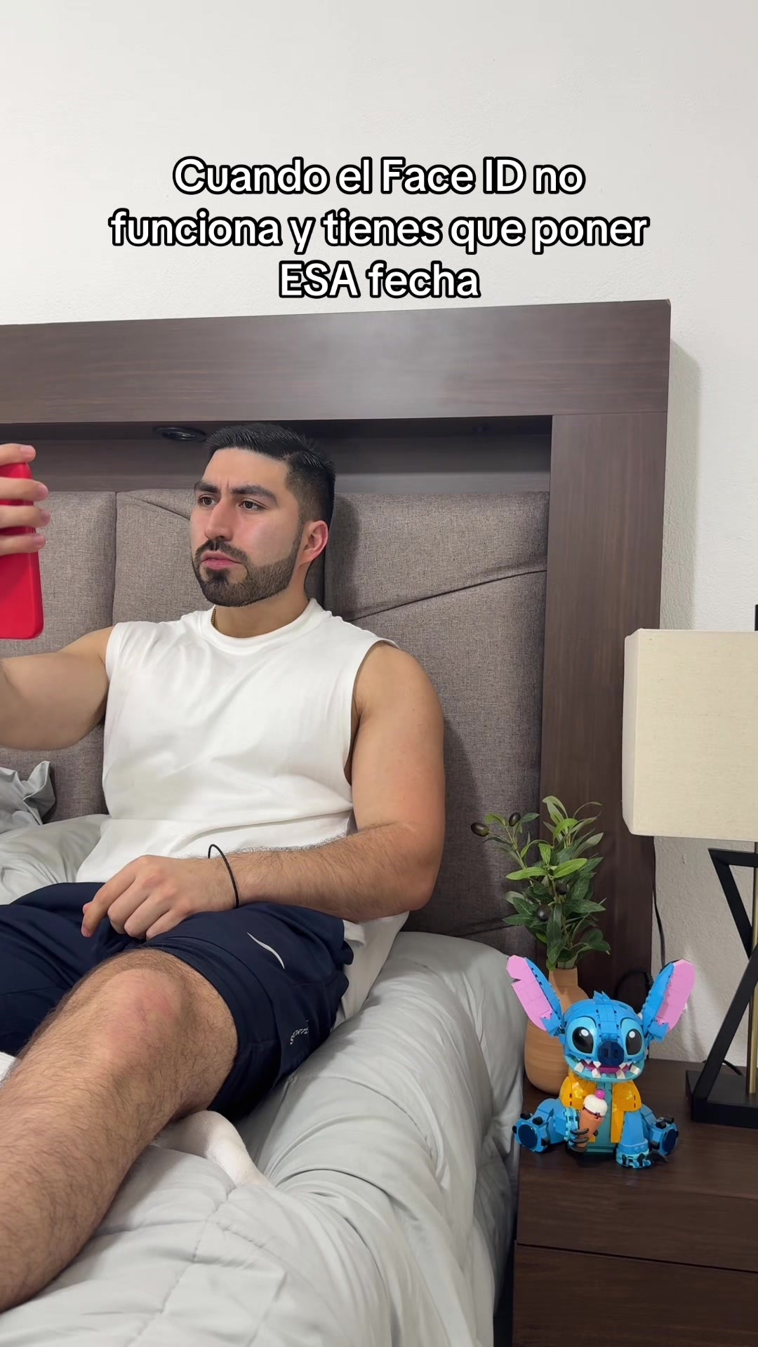 @V&iacute;ctor Mart&iacute;nez