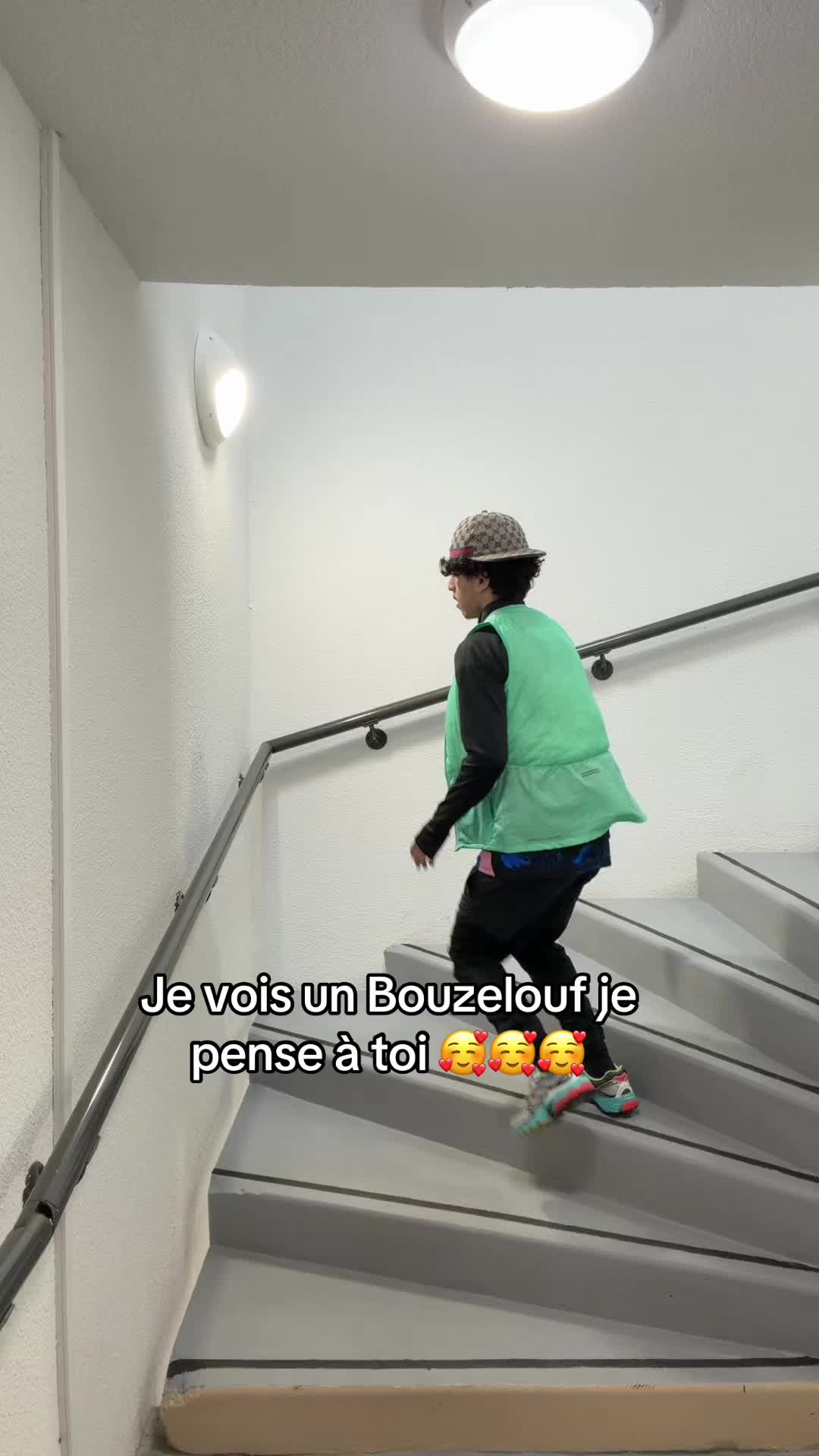 @𝙔𝙎𝙏&rsquo;🏄🏽&zwj;♂️