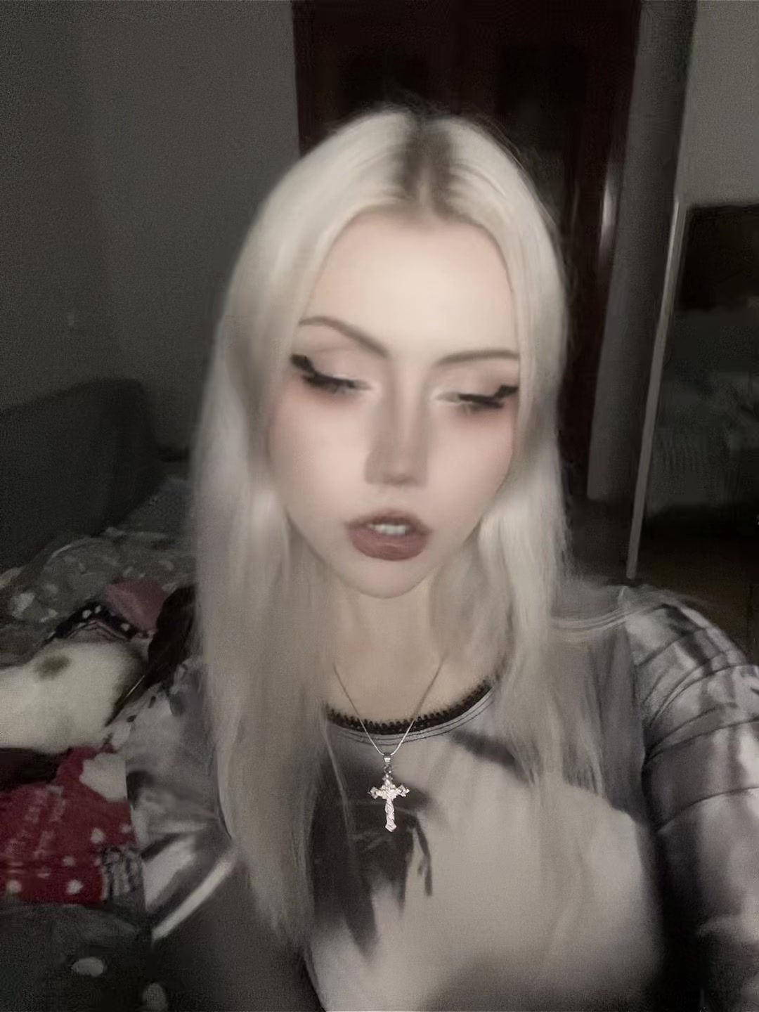 @hollycoven