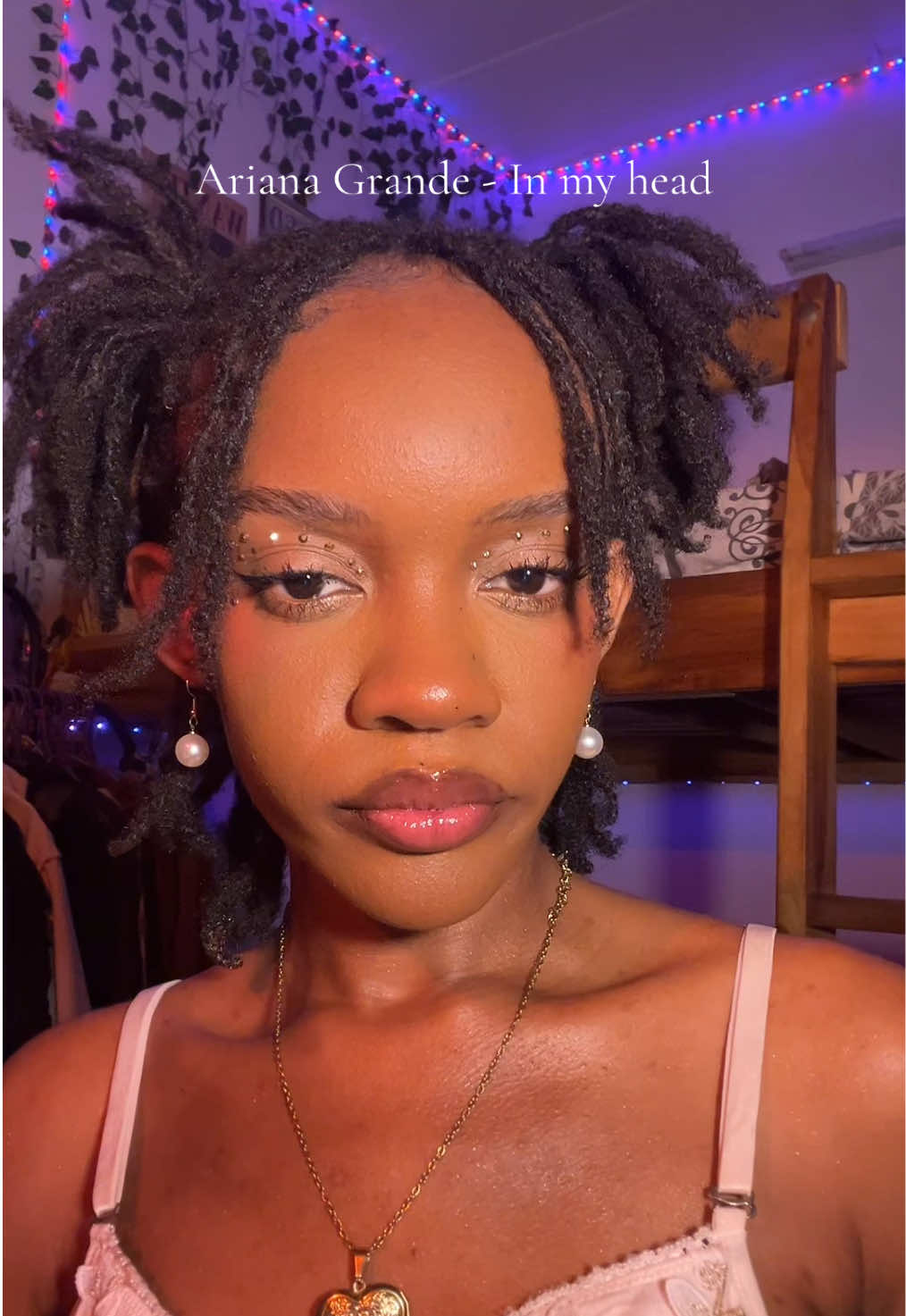 @🦋𝓐𝓹𝓱𝓻𝓸𝓭𝓲𝓽𝓮🦋