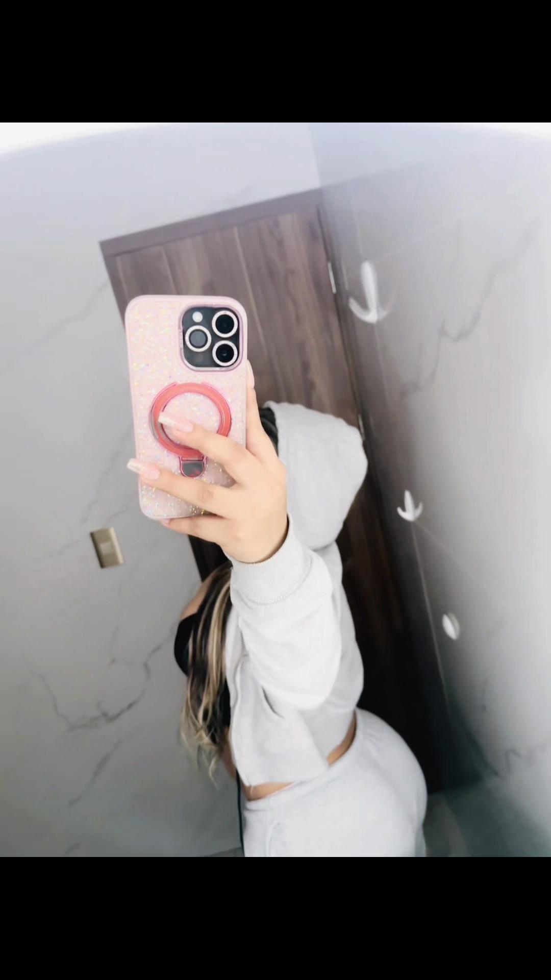 @👩🏼🍓.