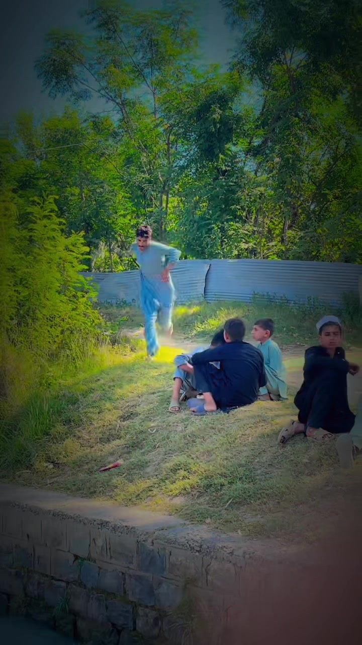 @S҉ a҉ d҉  b҉ o҉ y҉  ☹҉ ️҉