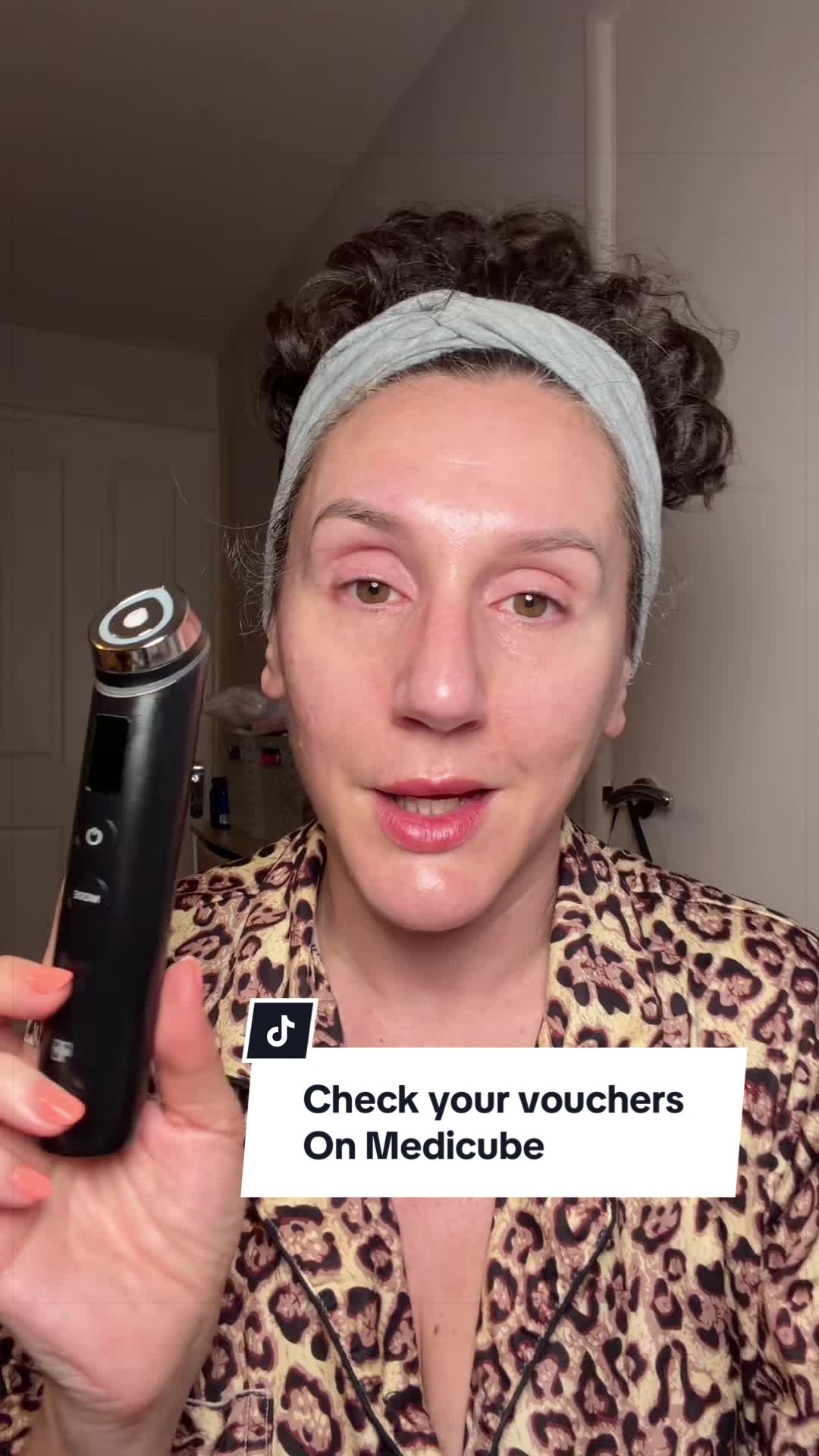 @Makeup by Katy A