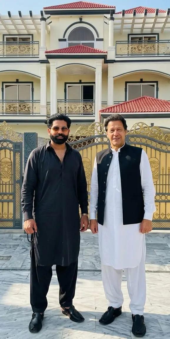@Malik Rehan awan😎✌