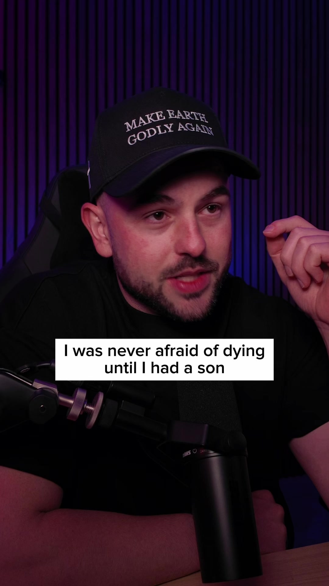 @hypedwithharry