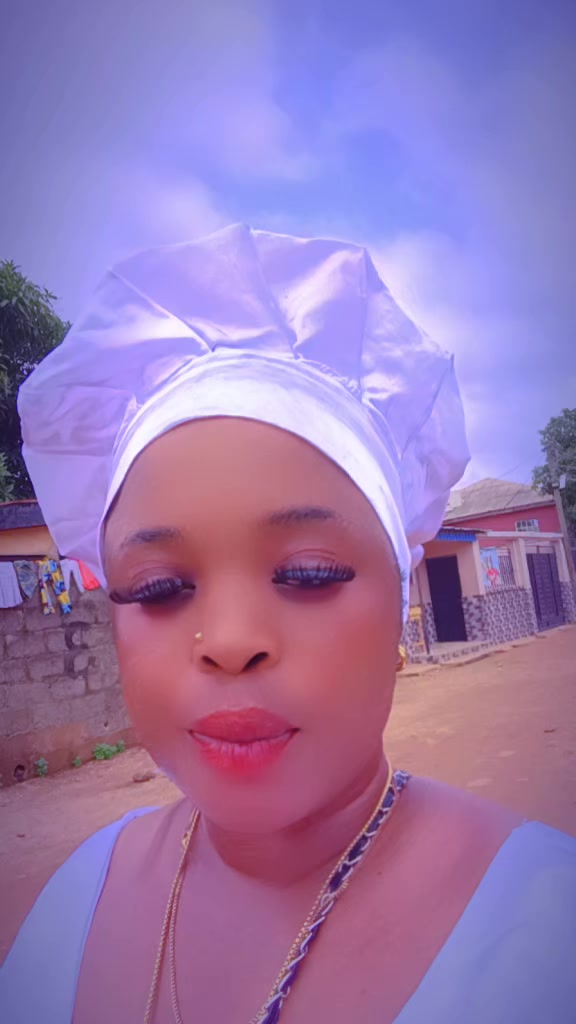 @Arike@omohorn 001