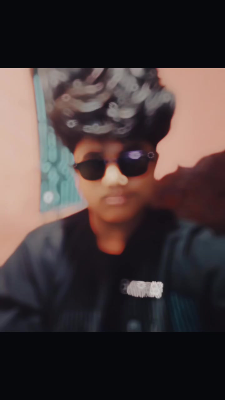 @𝐂𝐑𝐔𝐒𝐇 𝐀𝐃𝐈 🍒🌸