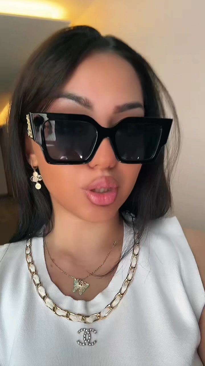 @ᴠᴀɴᴇꜱꜱᴀ