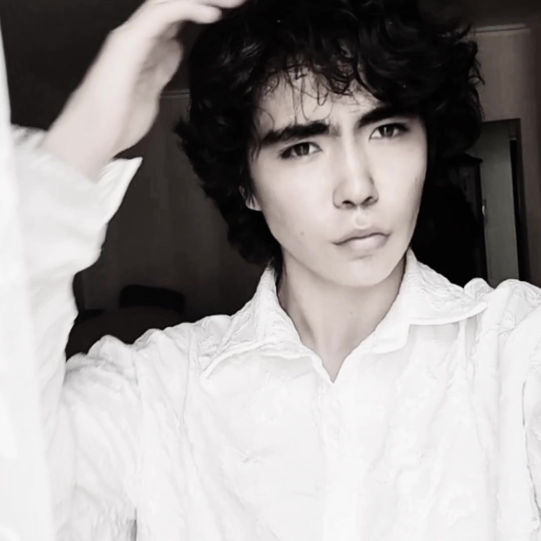 @Hermione𖣂