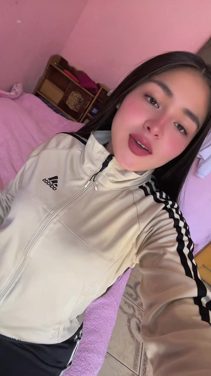 @🧚🏻&zwj;♀️