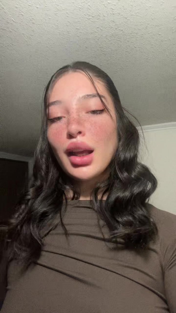 @danielaa.valenzuela