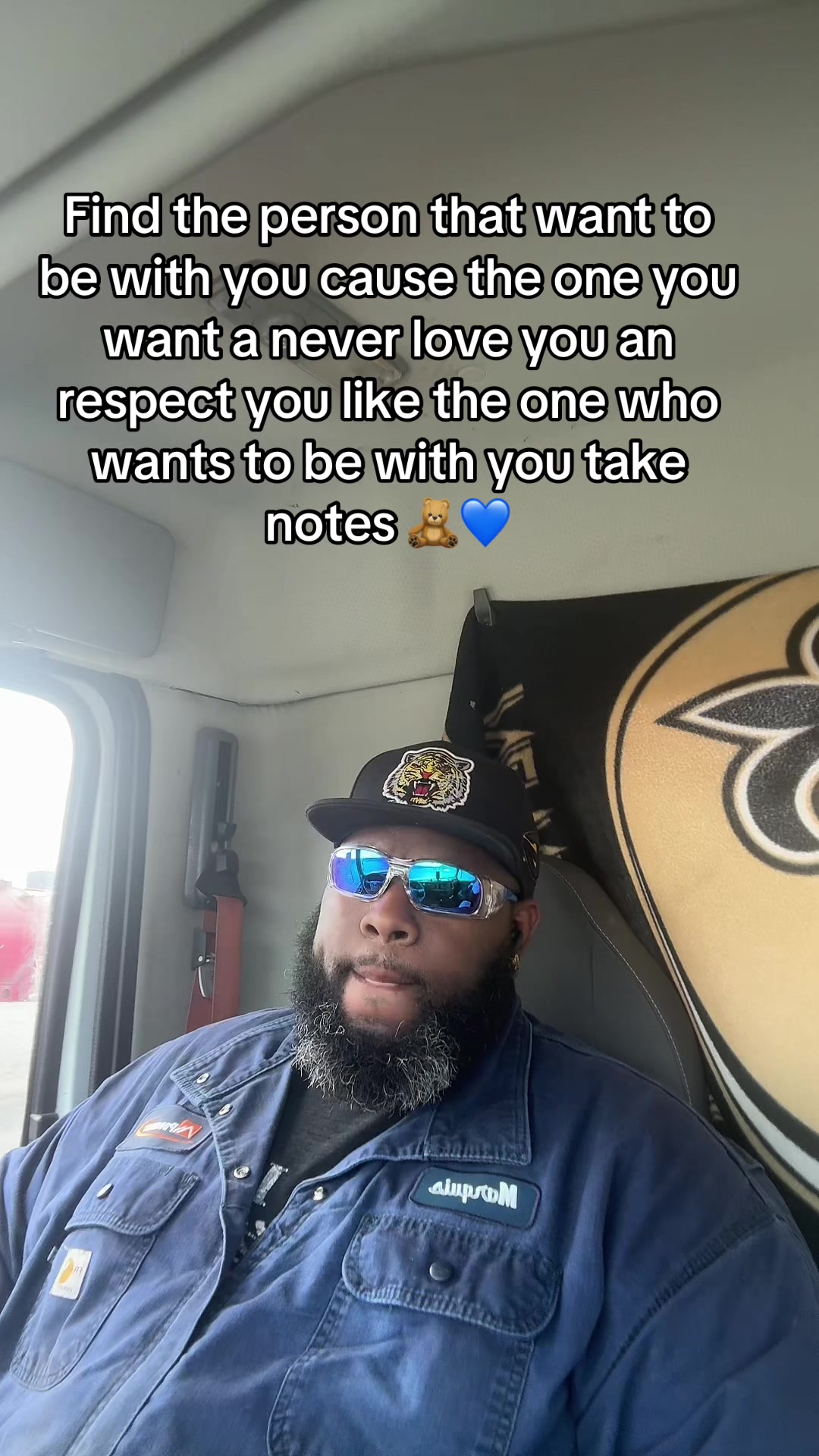 @Quis