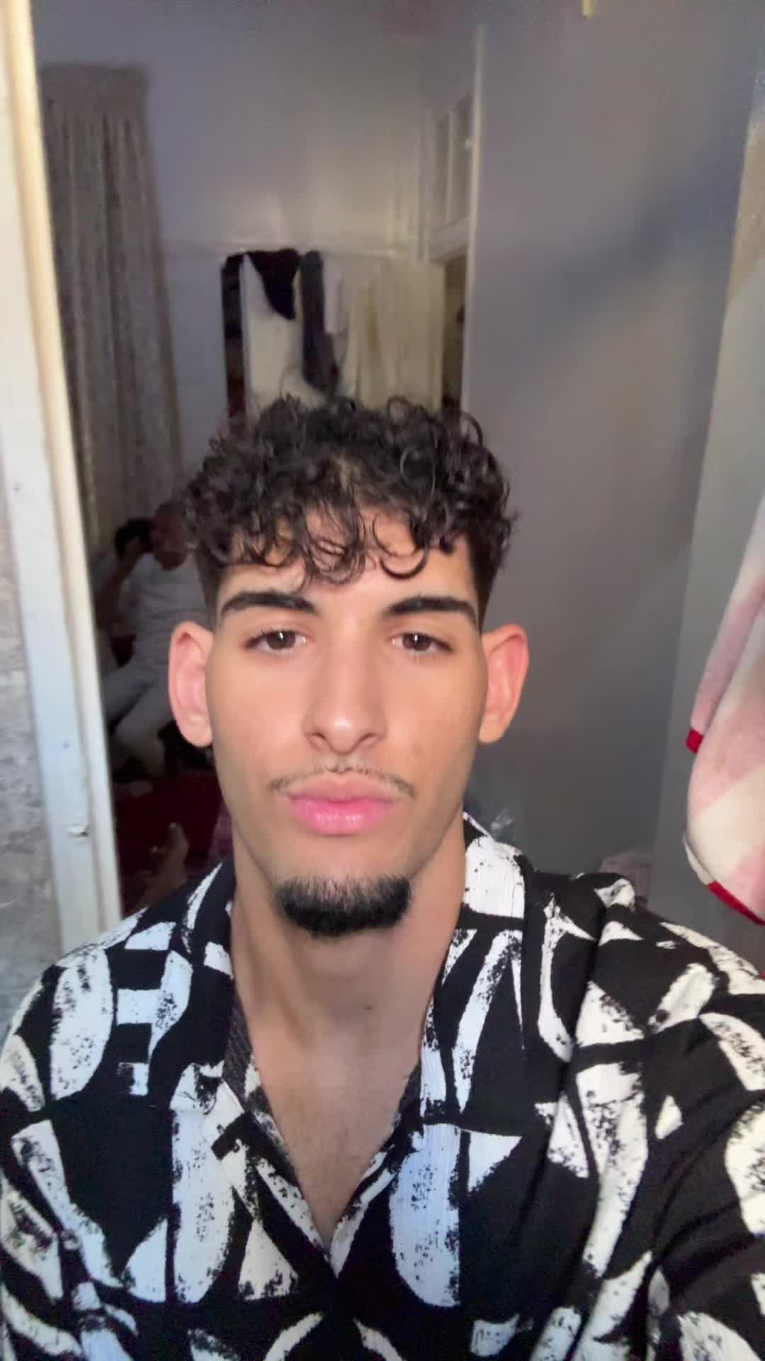 @einfachxali