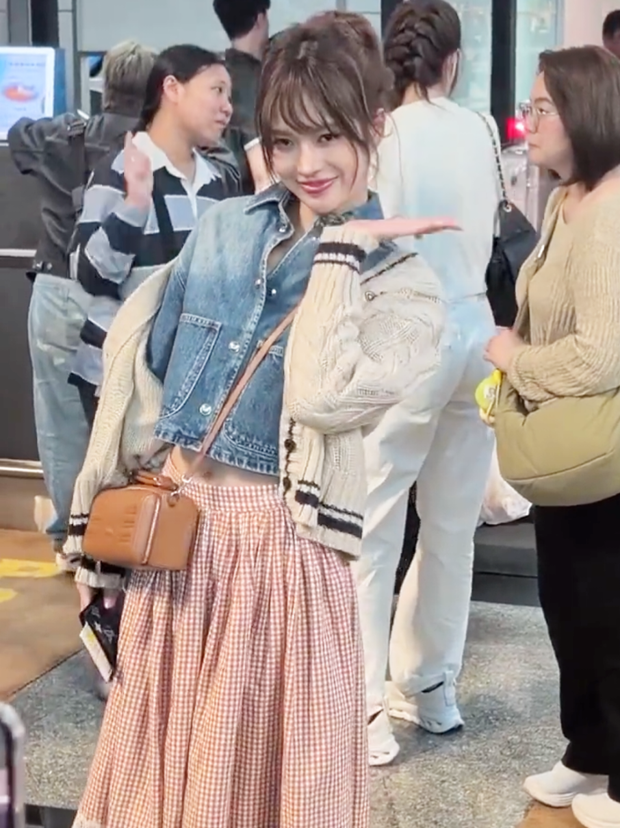 @𝙱𝚎𝚊𝚔 🇻🇳