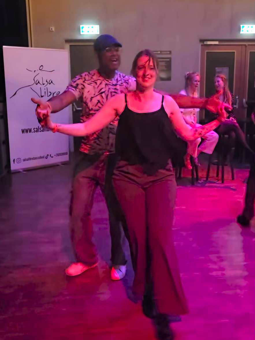 @Salsa Libre Dansschool