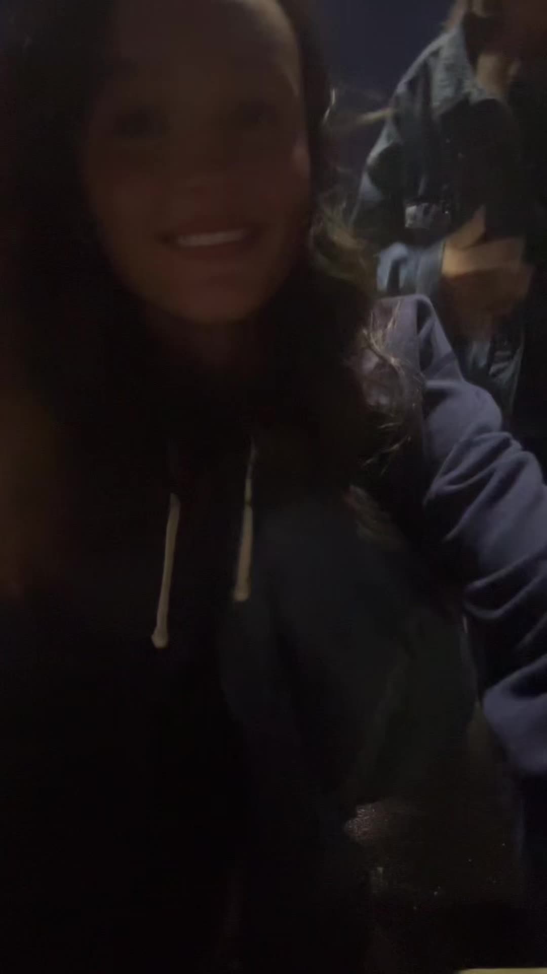 @linds12344