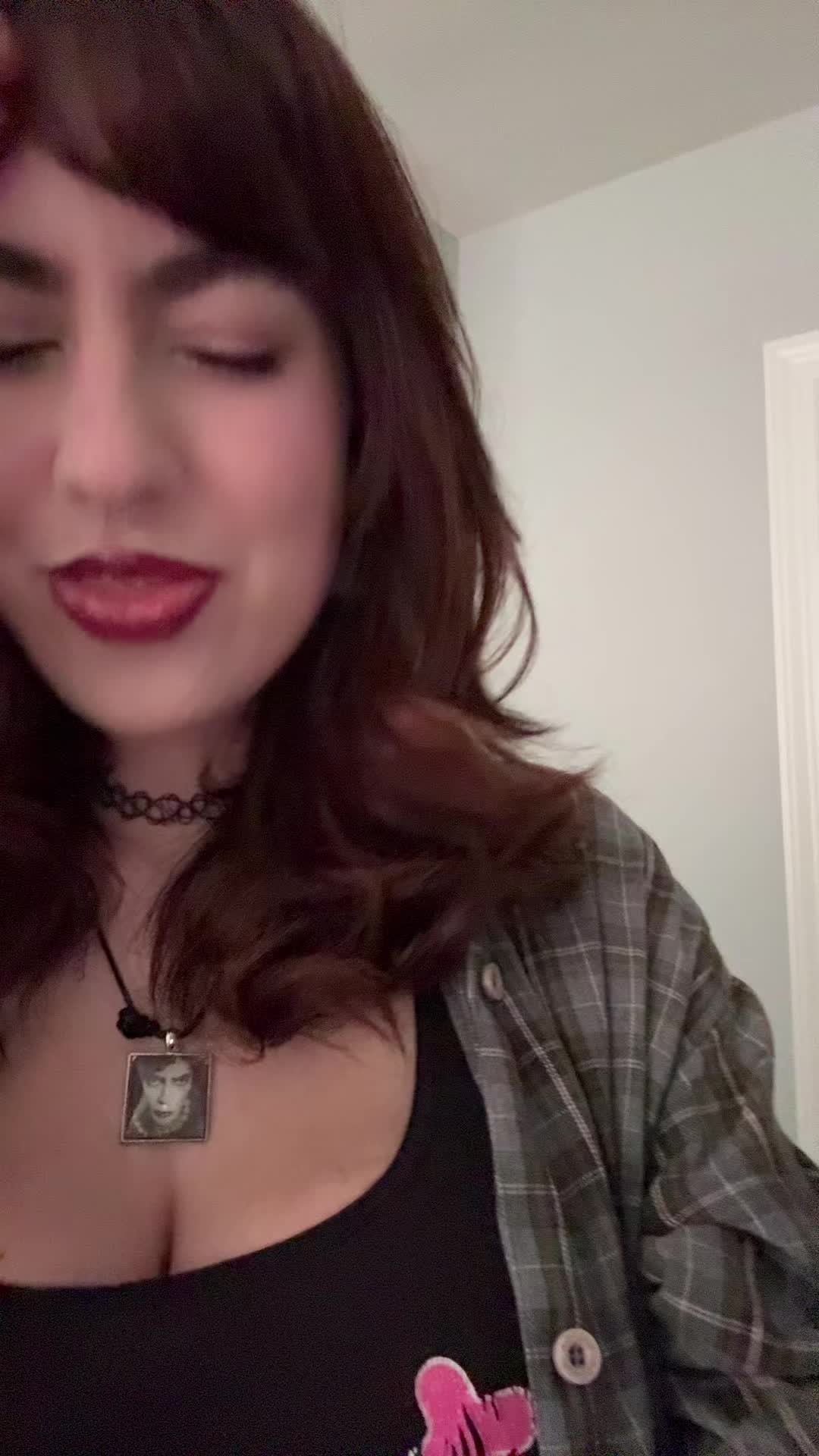 @randomcoolgirlonline