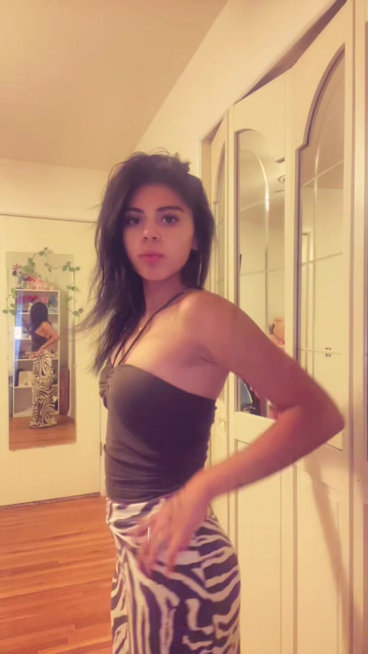 @lya myers