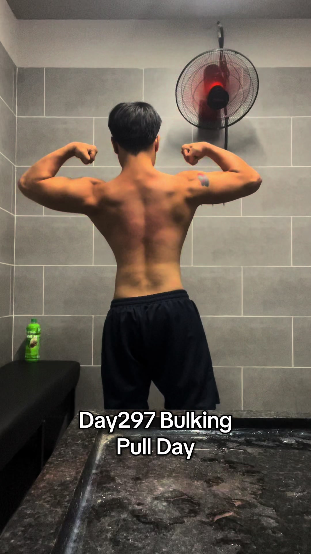@Kent th&iacute;ch tập gym