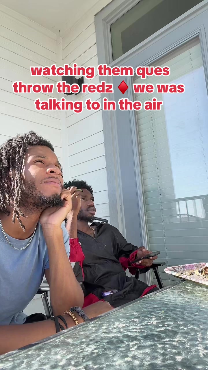 @teestillindatrench