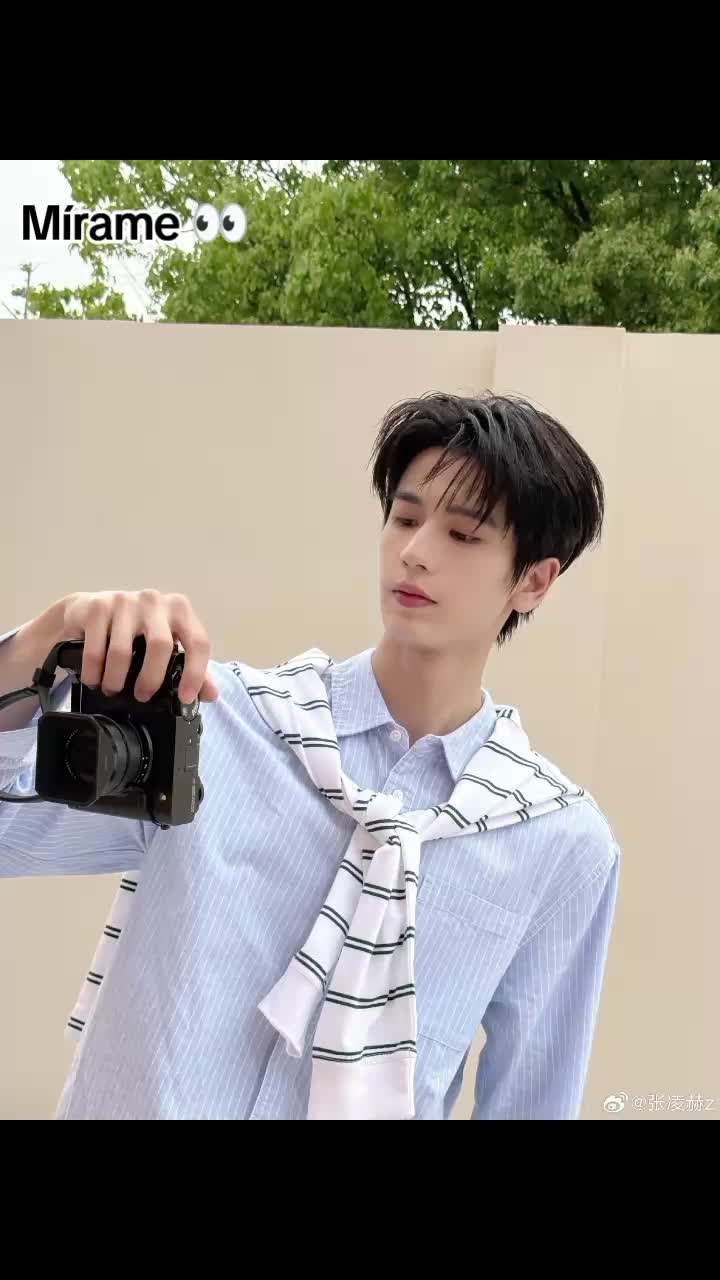 @张凌赫z_ 官方。关注我。我告诉你:🇨🇳: