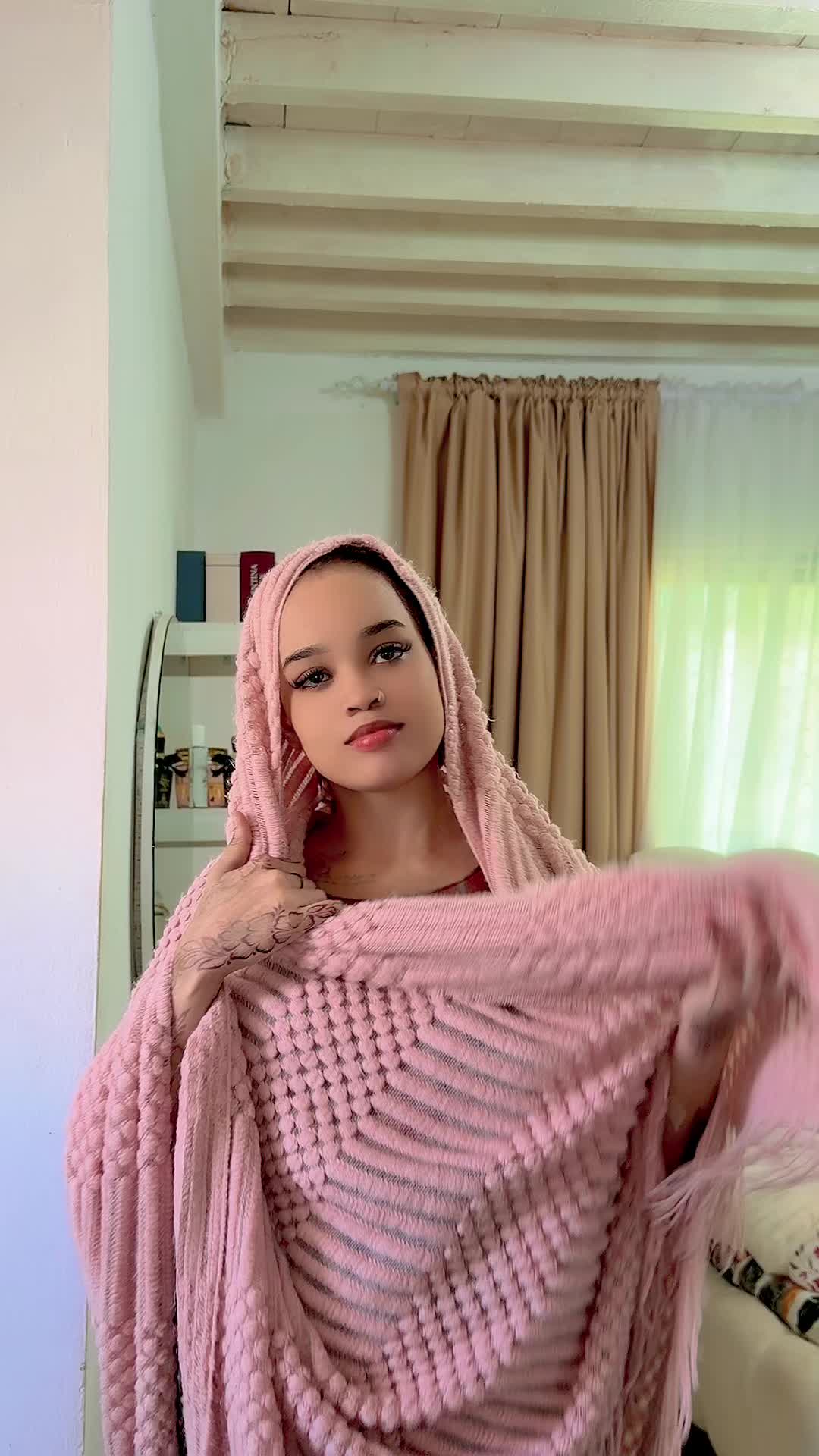 @naxwoqlpi