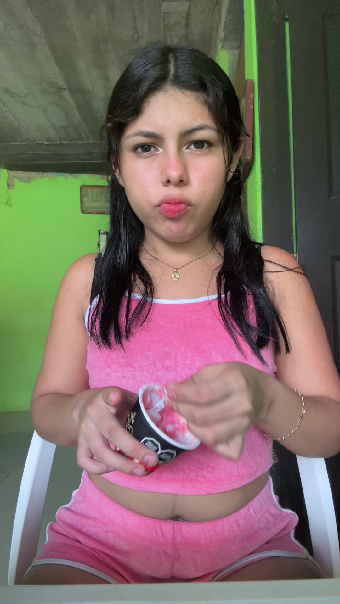 @roussanchez22