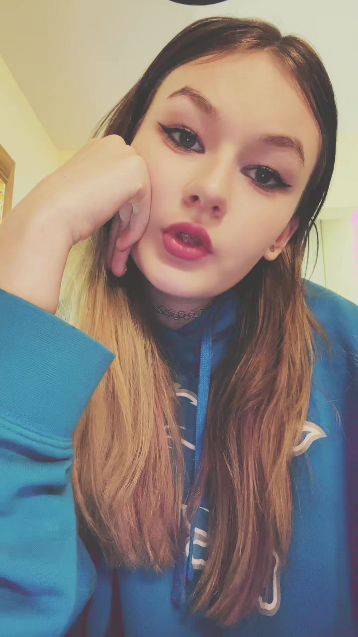@Serenity ‧₊˚🖇️✩ ₊˚🎧⊹♡