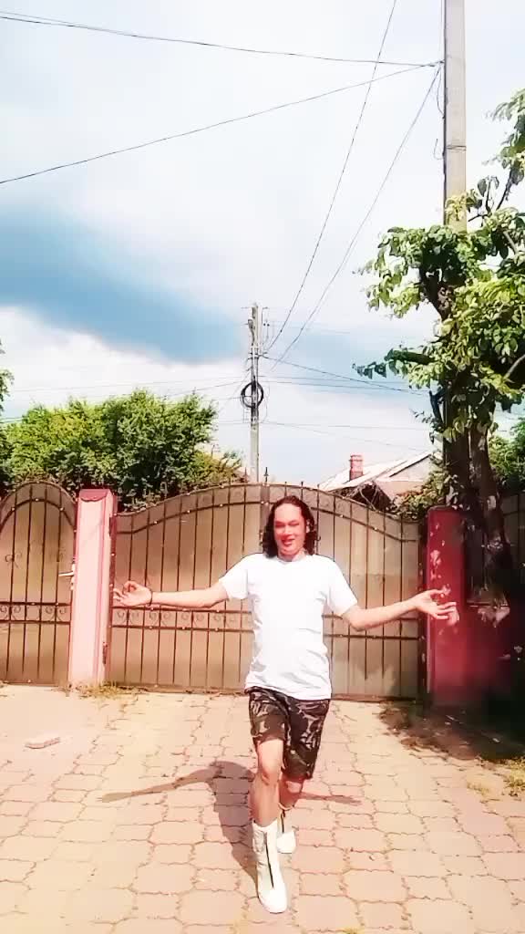 @꧁༻छबि♥️दाजु༺꧂