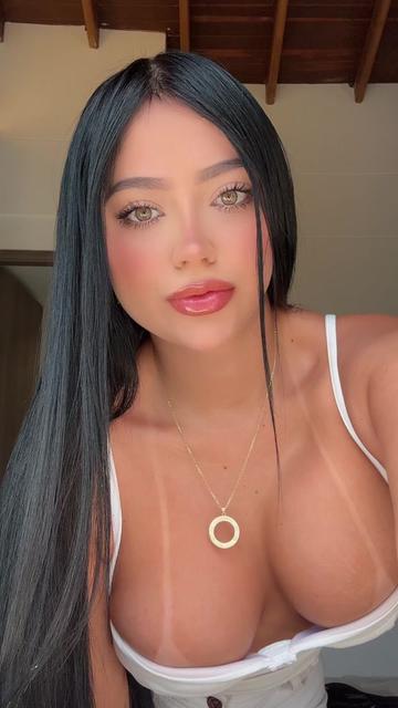 @Eimy🖤