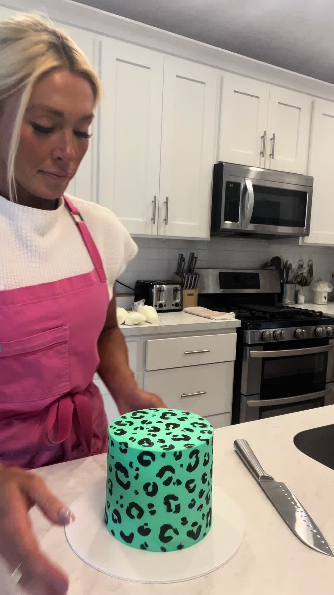 @The Blonde who Bakes