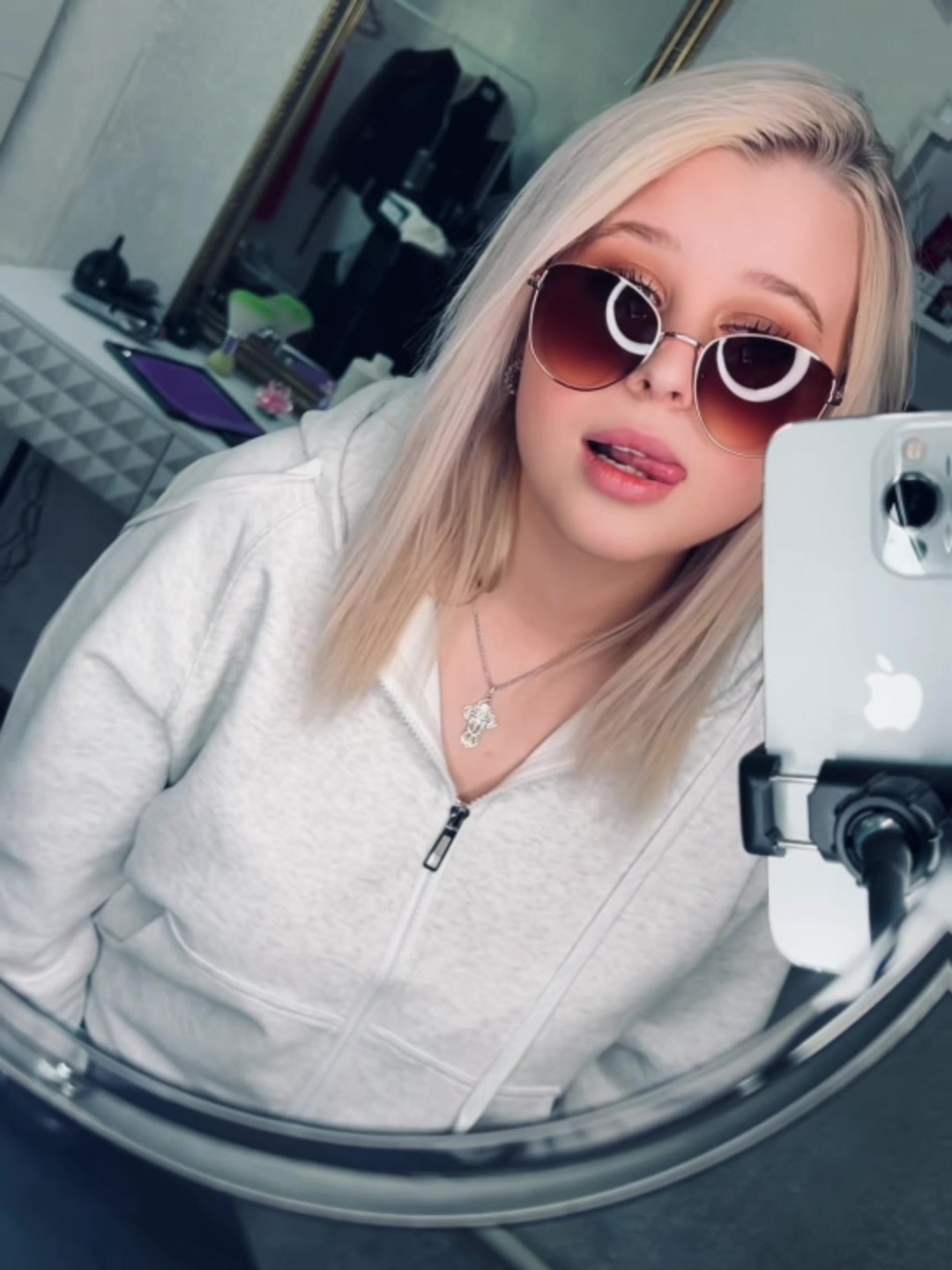 @демон😈