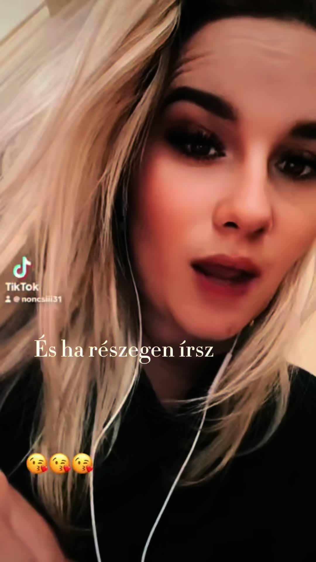 @🍦🖤 𝓝𝓸𝓷𝓬𝓼𝓲𝓲𝓲❤️🍦💡