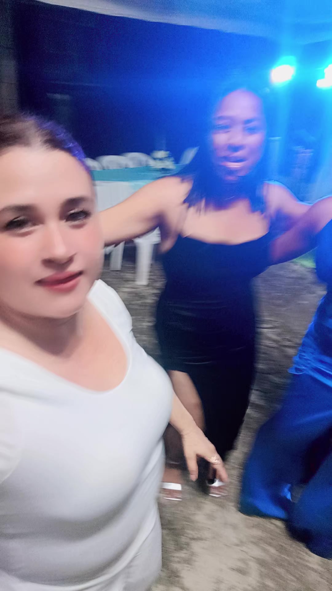 @Virginia Macias