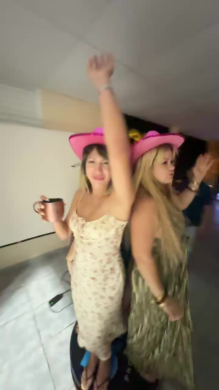@Zaray