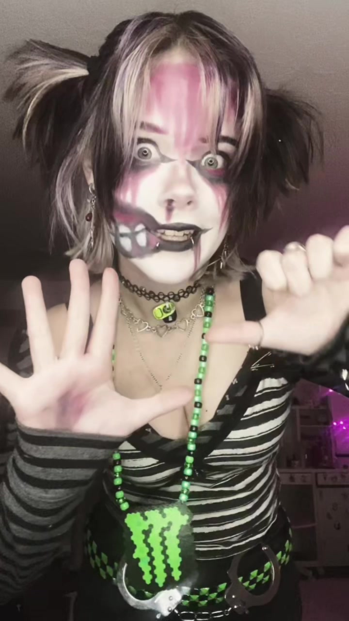 @Monster_Energy_Lover!!XD