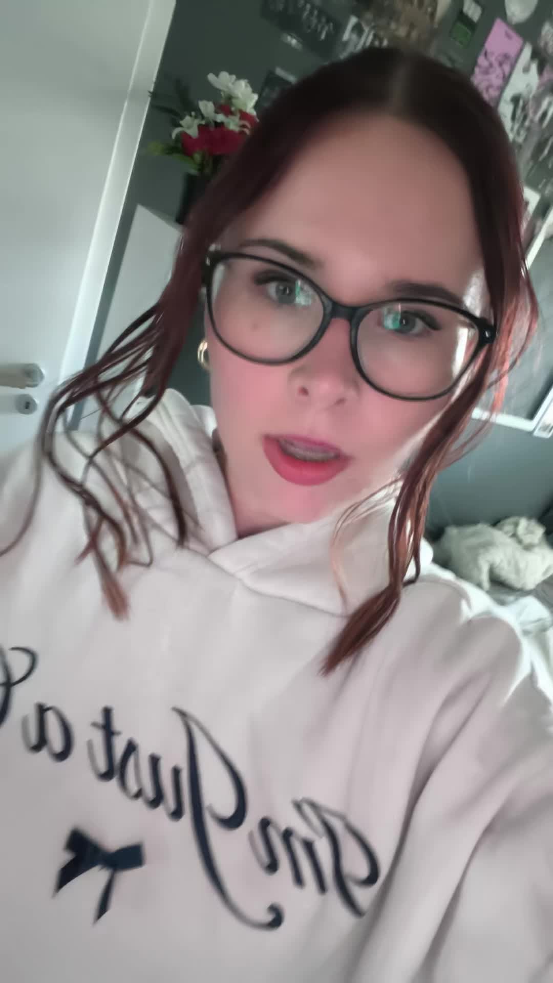 @𝒥𝑜𝓁𝒾𝑒 🍡