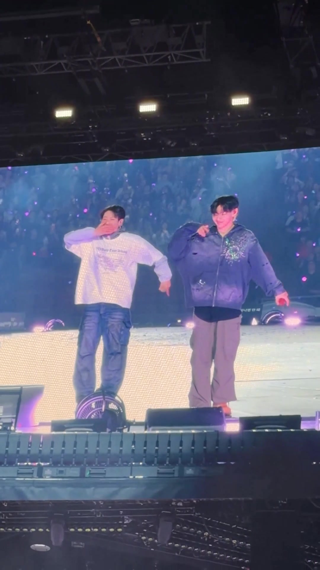 @𝒕𝒉𝒗𝒊𝒌𝒂𝒂🧸