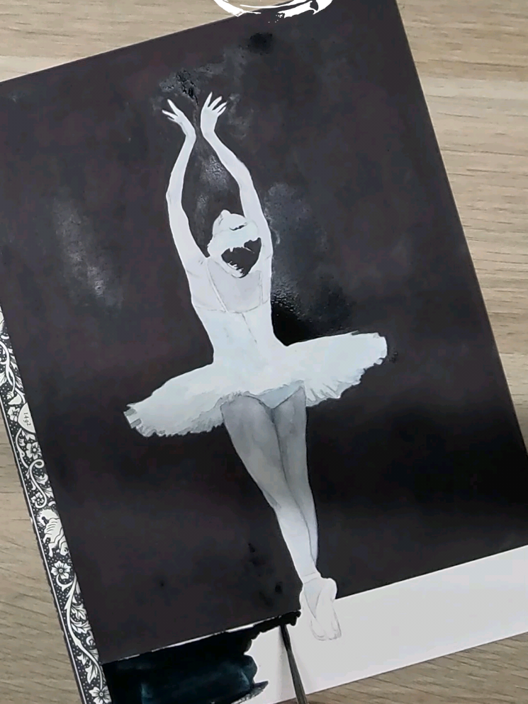 @RosanneCreates