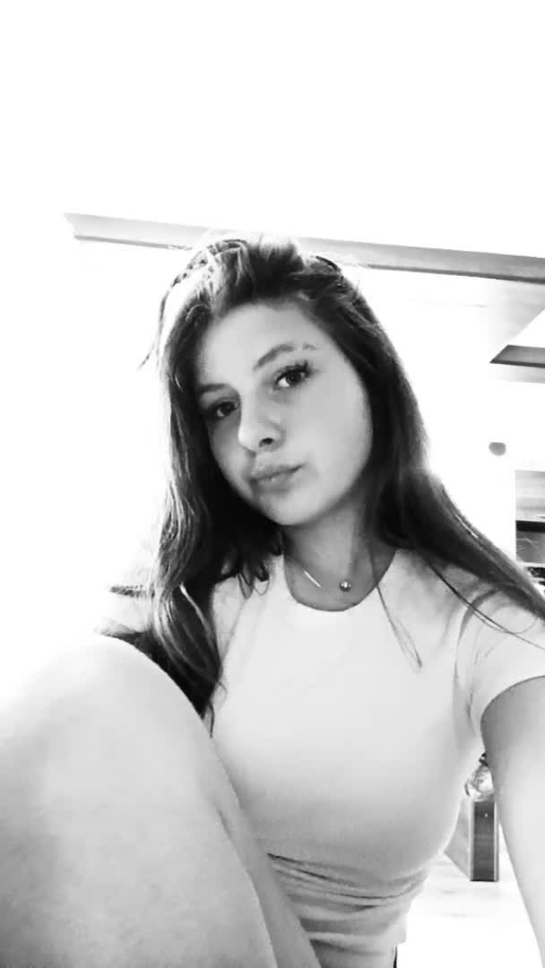 @𝒟𝑜𝓂𝒾𝓃𝒾𝓀𝒶❤️