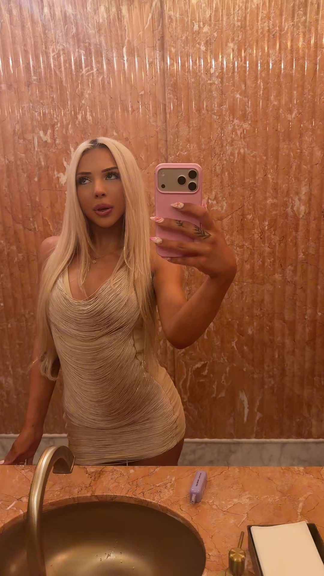 @liv
