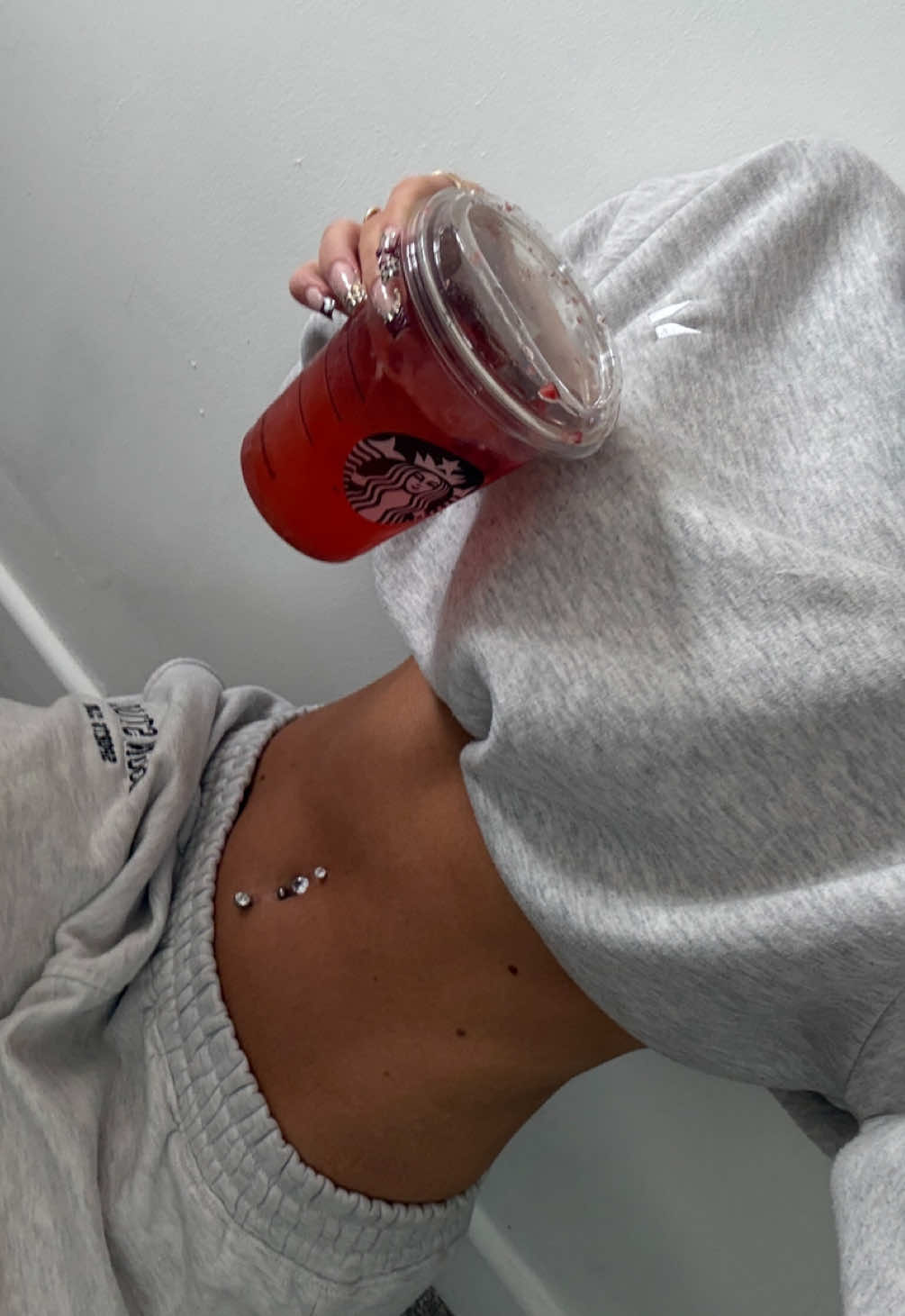 @livhowellll