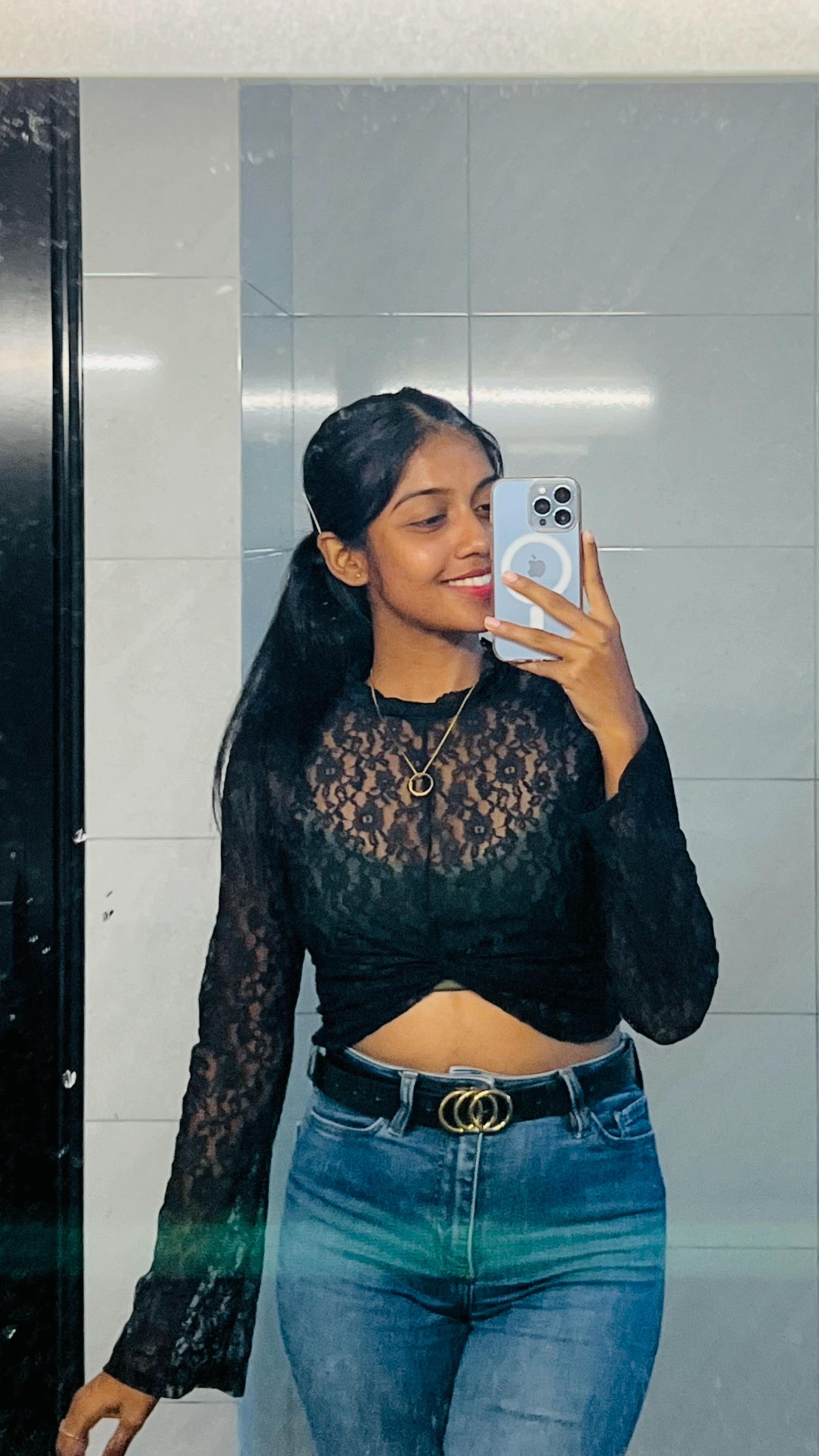 @_shanizz