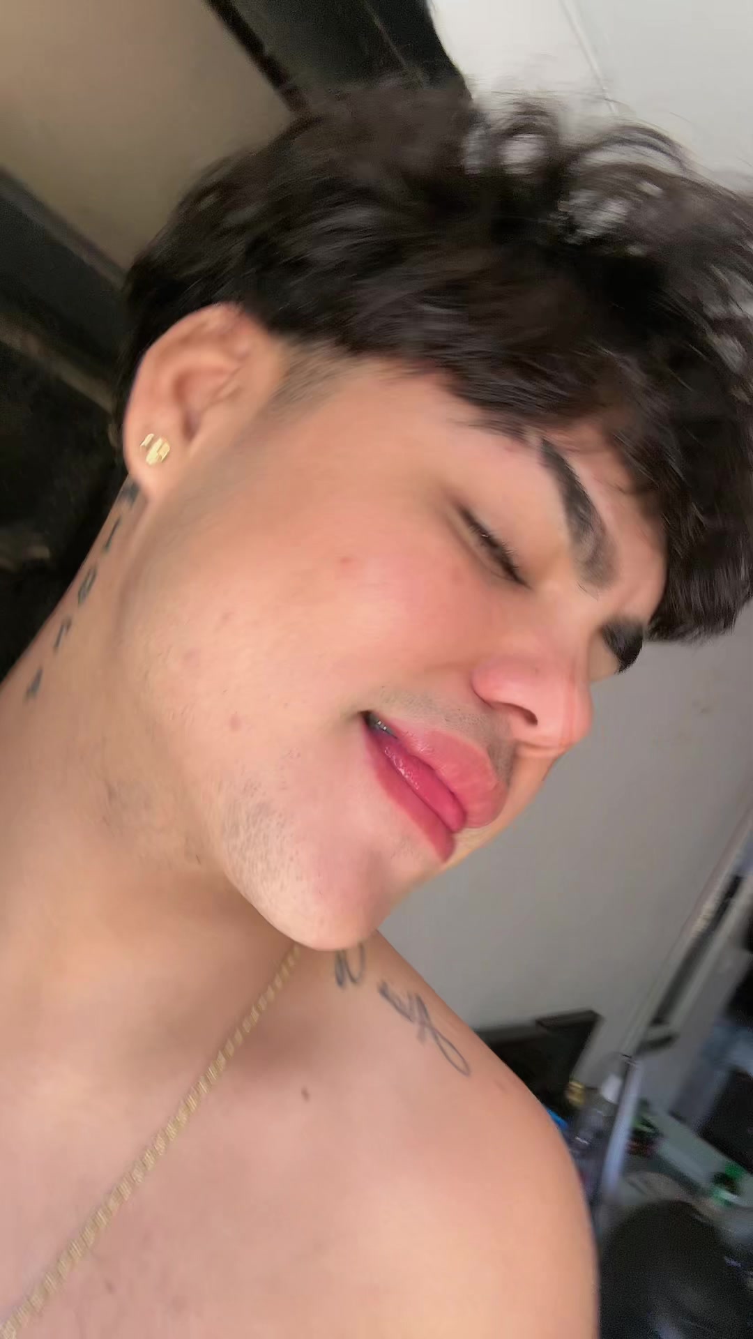 @Alejito  ✨